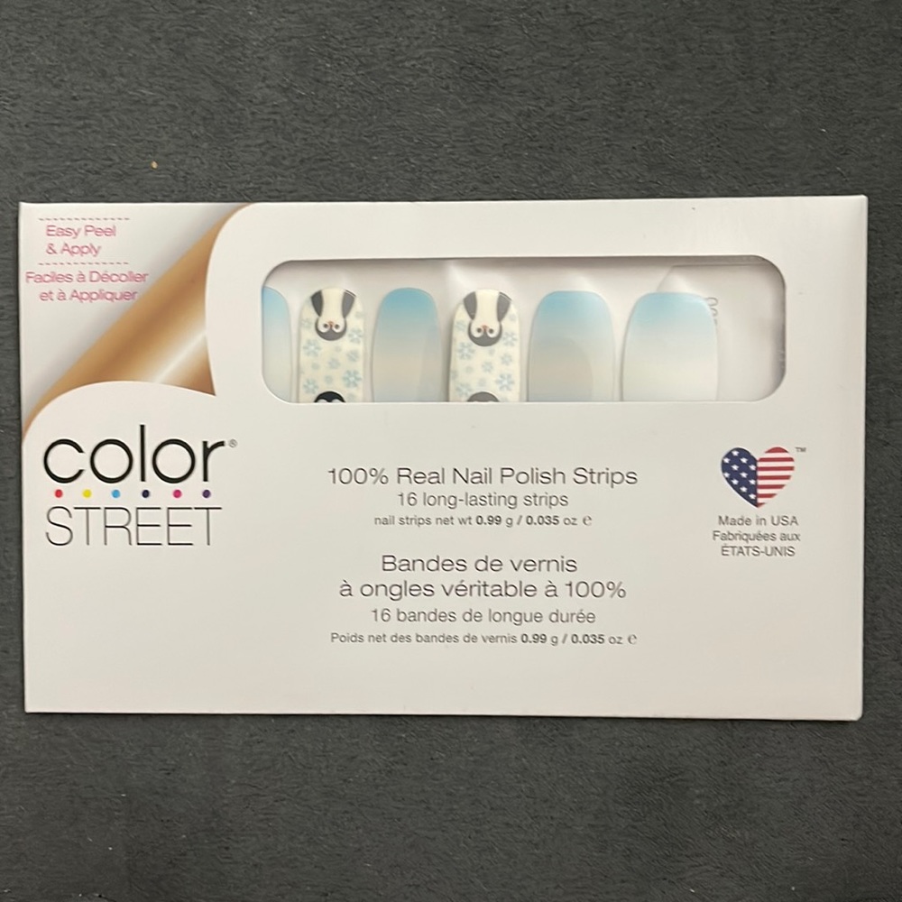 Color Street 100% Real Nail Polish Strips - Penguin Party